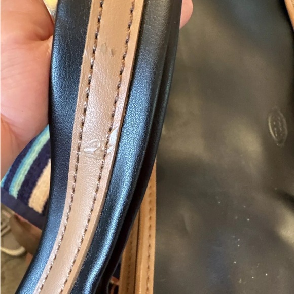 Tod’s Tote - Picture 8 of 12